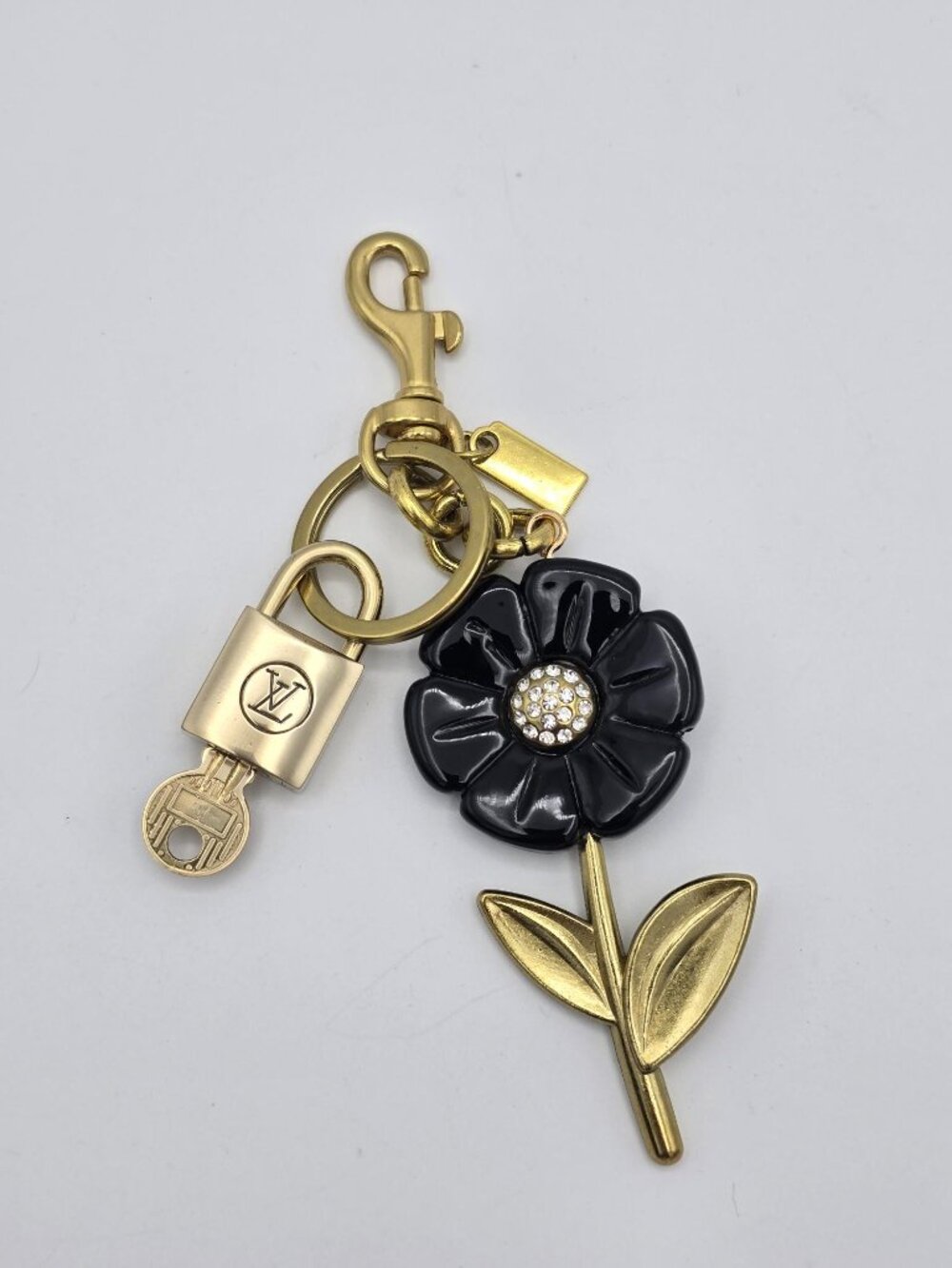 Authentic Louis Vuitton Gold Lock 🔒 Unbranded Flower Keychain Bag Charm LV